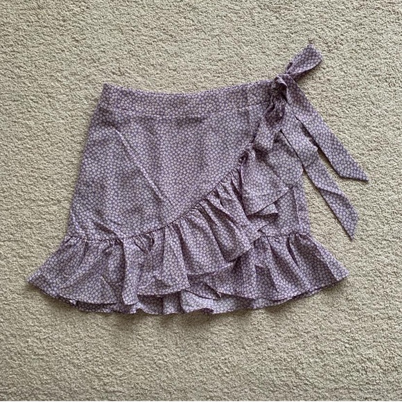 Beginning Boutique lilac floral skirt - Picture 9 of 10